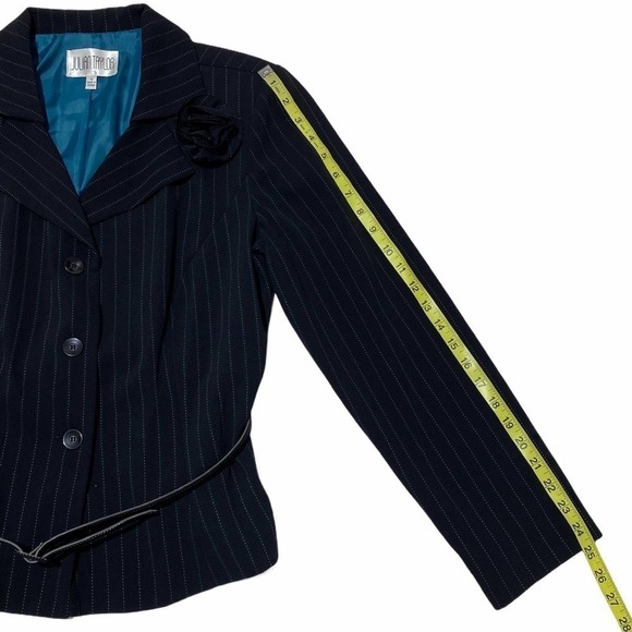 JULIAN Taylor Black White Pinstripe Jacket Size 14 - Picture 9 of 15